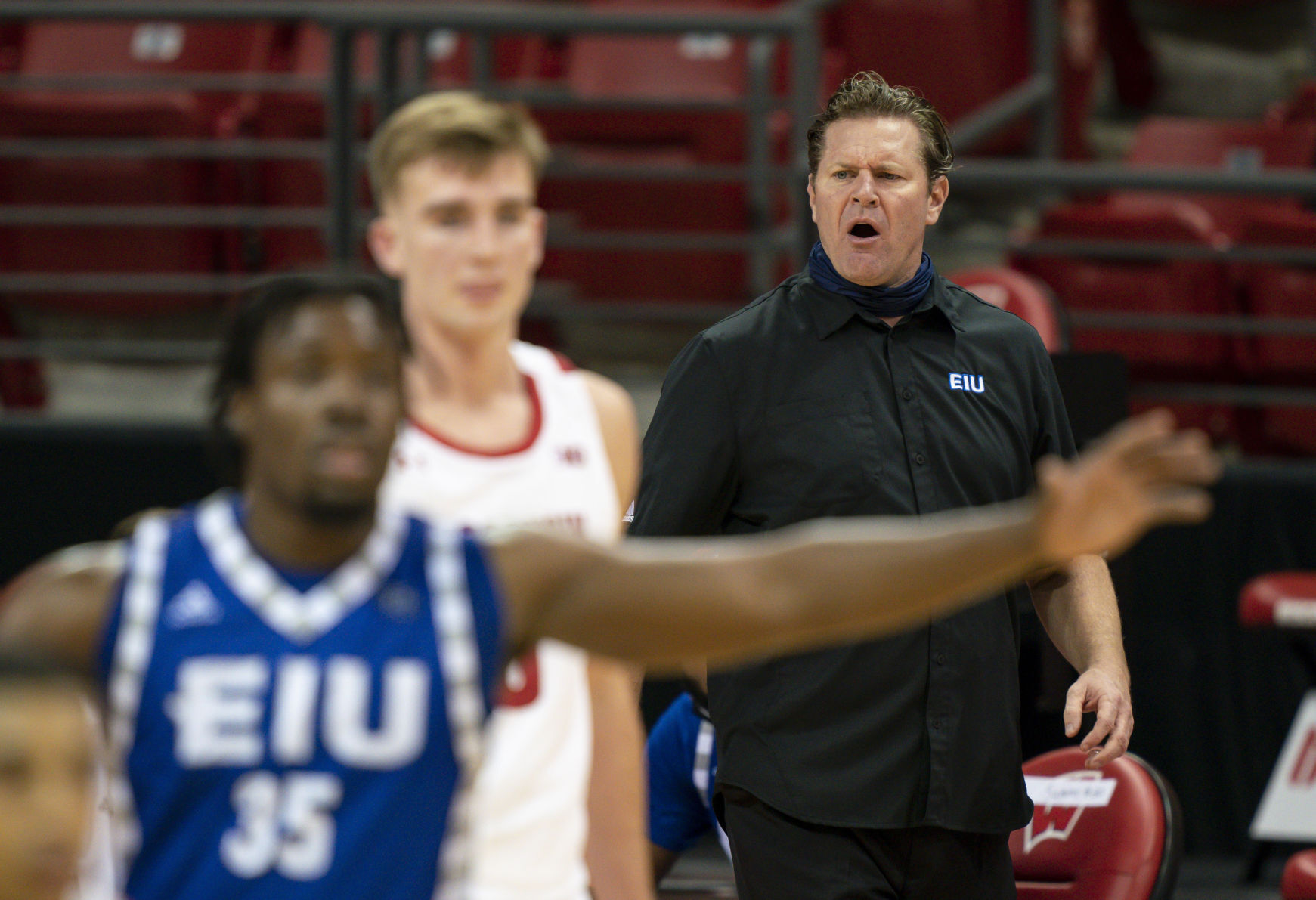 E Illinois Wisconsin Basketball